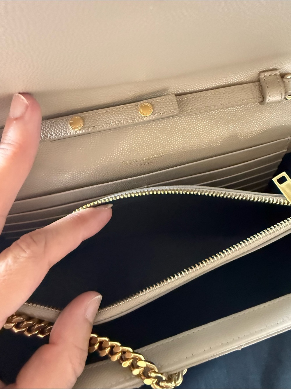 Saint Laurent Cassandre Matelassé Leather Wallet on a chain - Picture 14 of 16